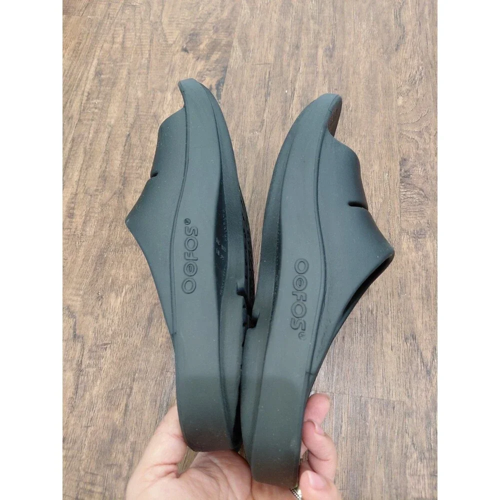 OOFOS OOahh Size Men's 6 / Women's 8  Unisex Slide Sandals - Black